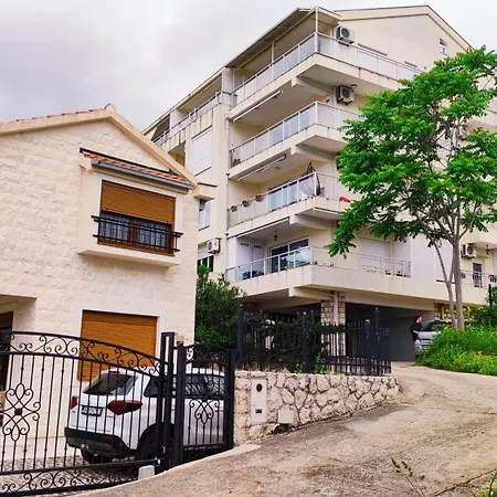 Lägenhet Sila - Cozy Flat With Sea View, Free Parking, Pet Friendly